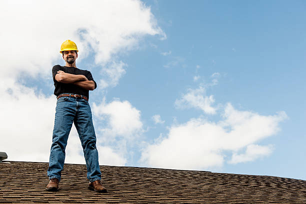 Best Roof Gutter Cleaning  in Marengo, IA